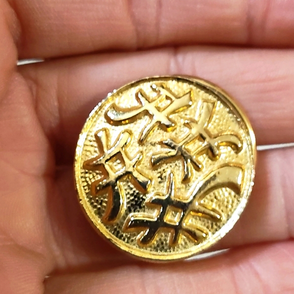 VINTAGE LOT OF FIVE GOLD-TONE 1 - 2" SCARF CLIPS - Picture 4 of 14